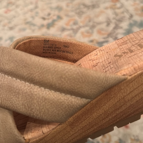 Korks Faithe Platform Sandals with Suede Straps and Cork Sole - Picture 5 of 12